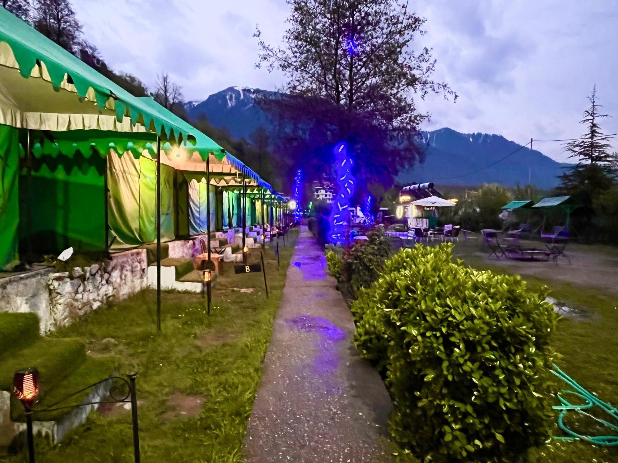 Himalayan Riverside Swiss Cottage Tents, Manali Exterior foto